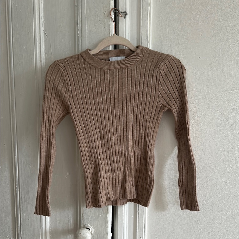 Ribbed Tan Long Sleeve Sweater - Picture 1 of 2